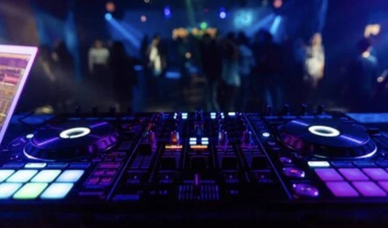 Le Staraoké - restaurant Aubagne - restaurant dansant aubagne